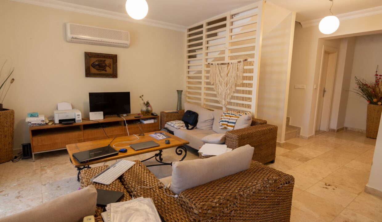 WhatsApp Image 2025-05-18 at 13.28.08 (10)