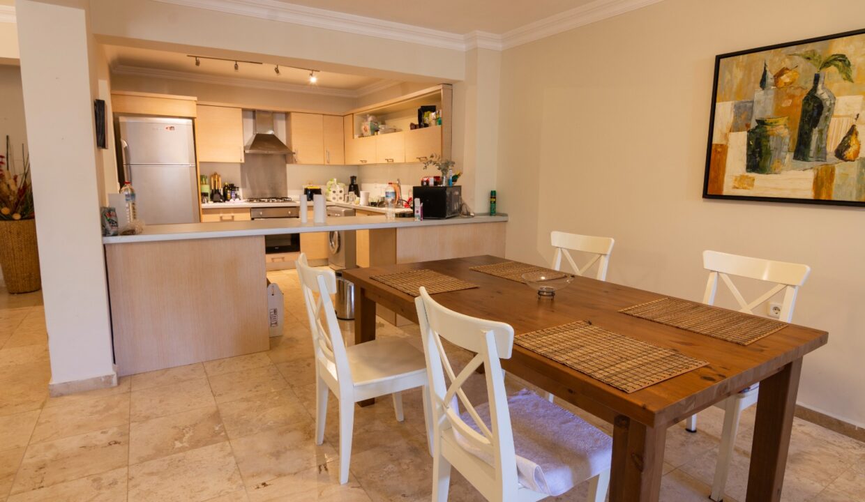 WhatsApp Image 2025-05-18 at 13.28.08 (7)